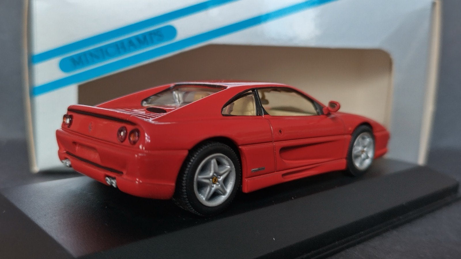 Ferrari F355 1:43 Minichamps Pol, Hobby en Vrije tijd, Modelauto's | 1:43, Auto, Verzenden, ., Pauls Model Art