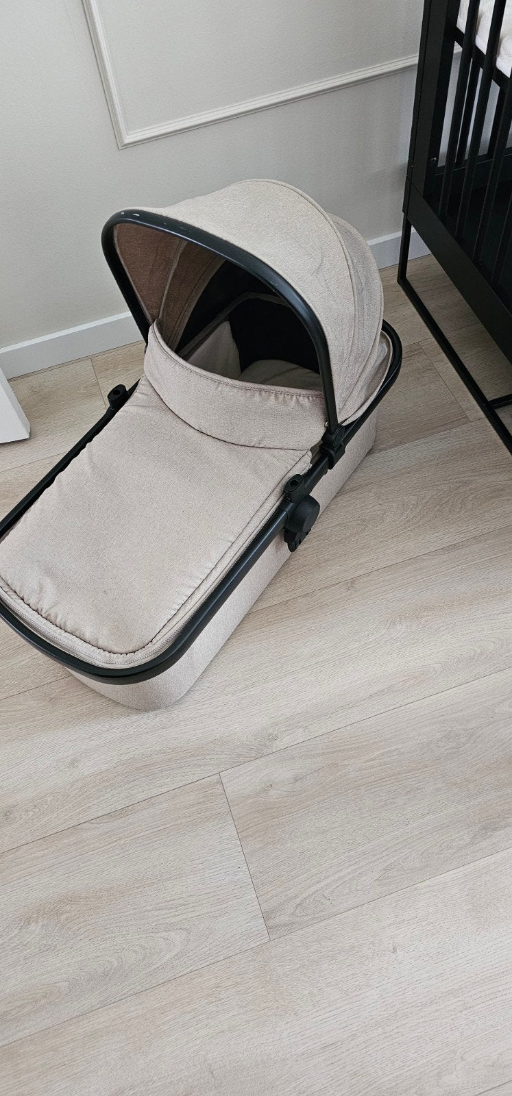 Deryan Reiswieg Nougat Kleur, Kinderen en Baby's, Kinderwagens en Combinaties, Ophalen of Verzenden, Zo goed als nieuw, Overige merken