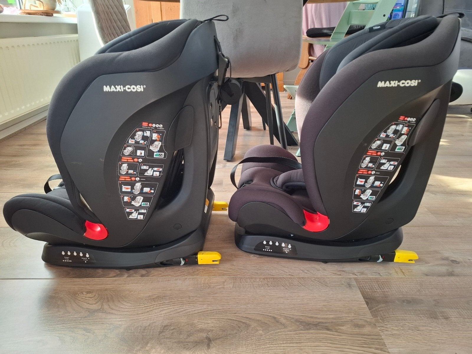 Maxi-Cosi Titan Basic Black autostoel (2 stuks), Kinderen en Baby's, Ophalen, Gebruikt, 9 t/m 36 kg, Isofix
