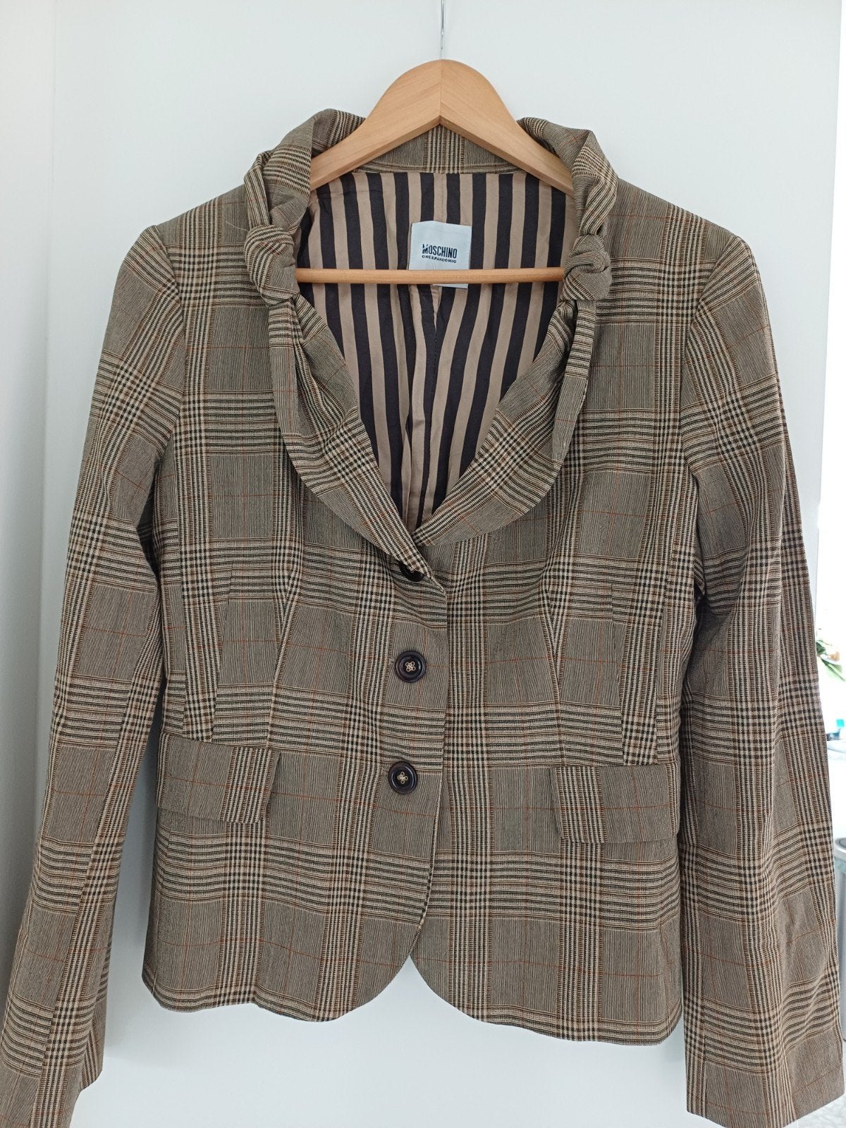 Moschino blazer maat 38, Kleding | Dames, Maat 38/40 (M), Bruin, Zo goed als nieuw, Jasje