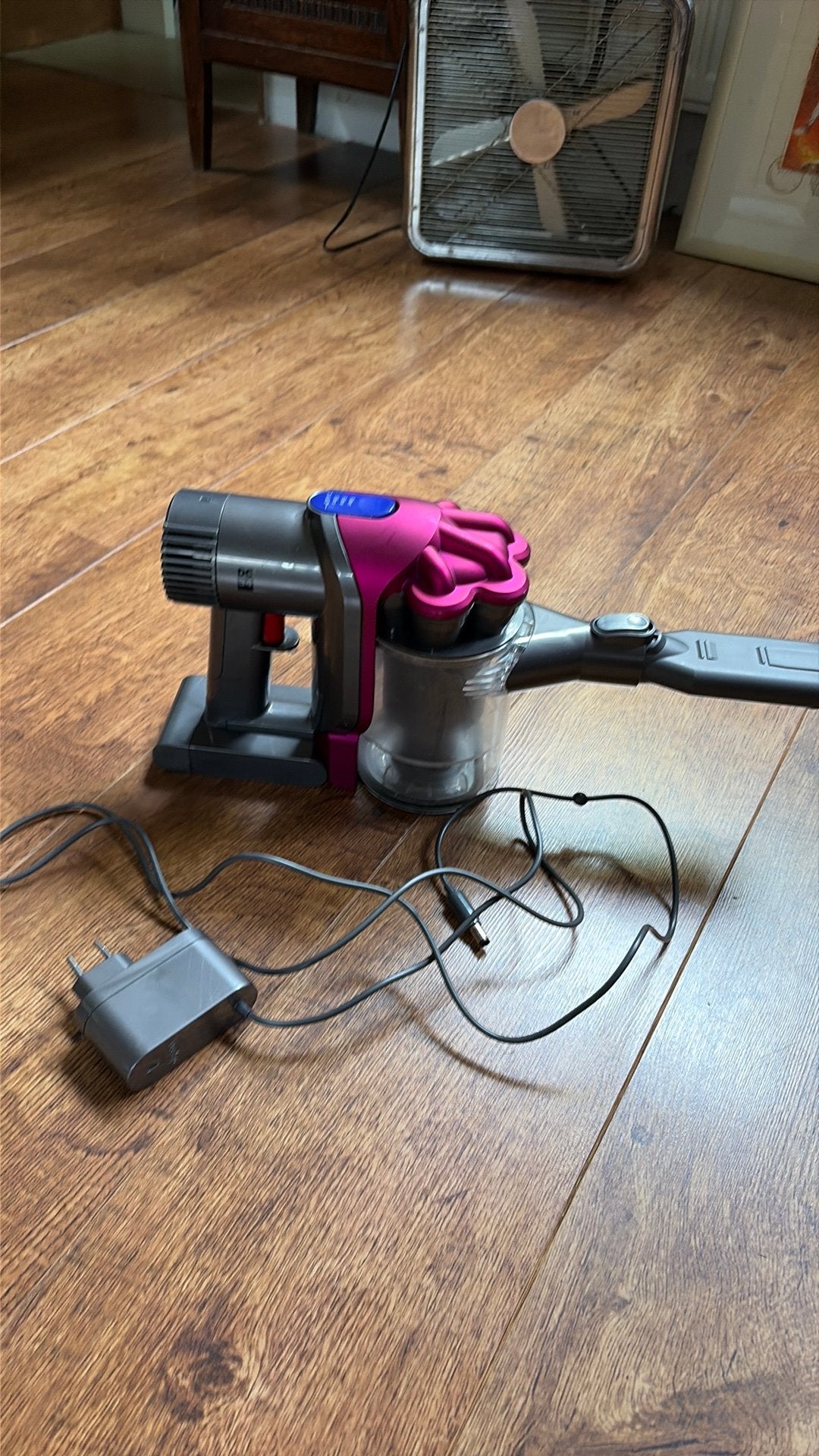 Dyson accustofzuiger, Witgoed en Apparatuur, Ophalen of Verzenden, Zo goed als nieuw, 1200 tot 1600 watt