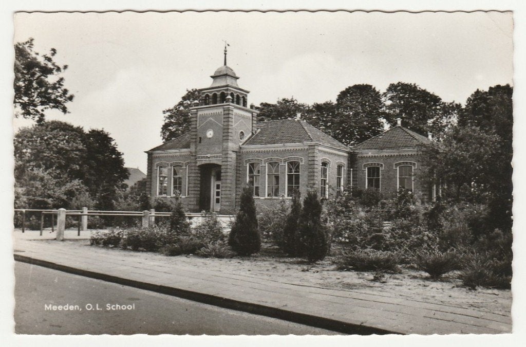 Meeden - OL School, Verzamelen, Ansichtkaarten | Nederland, Verzenden, 1960 tot 1980, Gelopen, Groningen