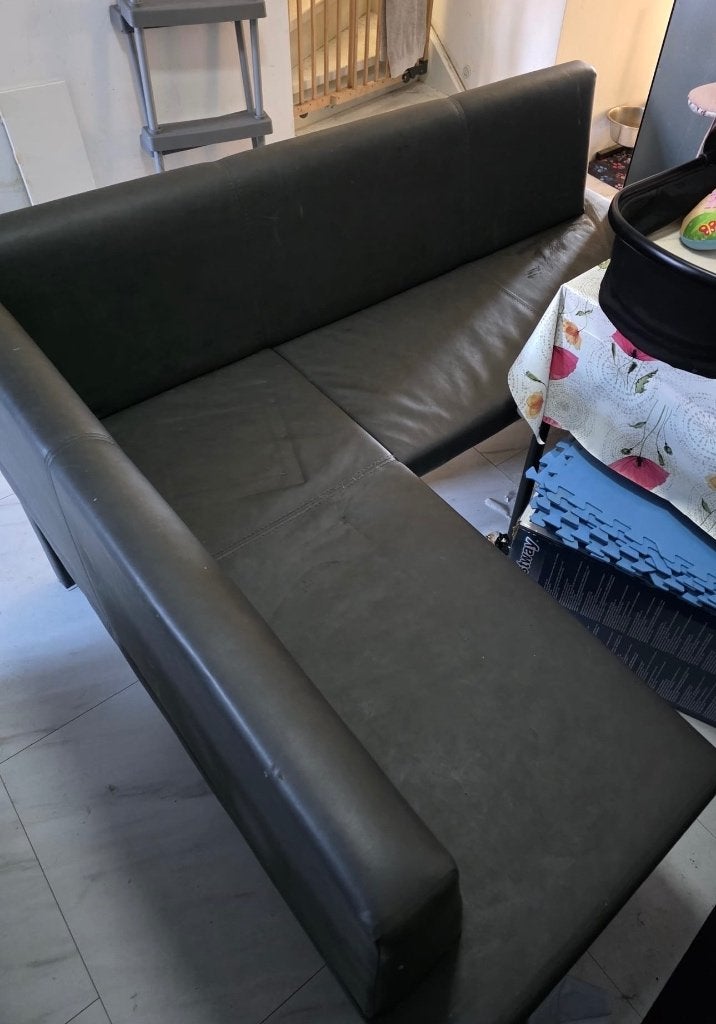 Zwarte leren hoekbank, Ophalen, Gebruikt, Hoekbank, 200 tot 250 cm