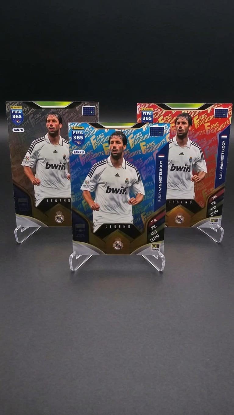 FIFA 365 van Nistelrooy Legend kaart / Pink & Blue Parallel, Ophalen of Verzenden, Zo goed als nieuw, Buitenlandse clubs, Spelerskaart