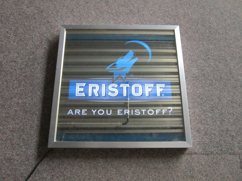 ERISTOFF VODKA LICHTRECLAME, Verzamelen, Ophalen, Zo goed als nieuw, Lichtbak of (neon) lamp