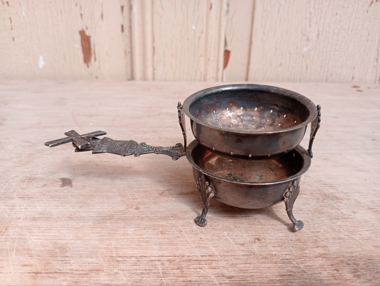 Verzilverd theezeefje met lekbak en molen handvat, Antiek en Kunst, Ophalen of Verzenden