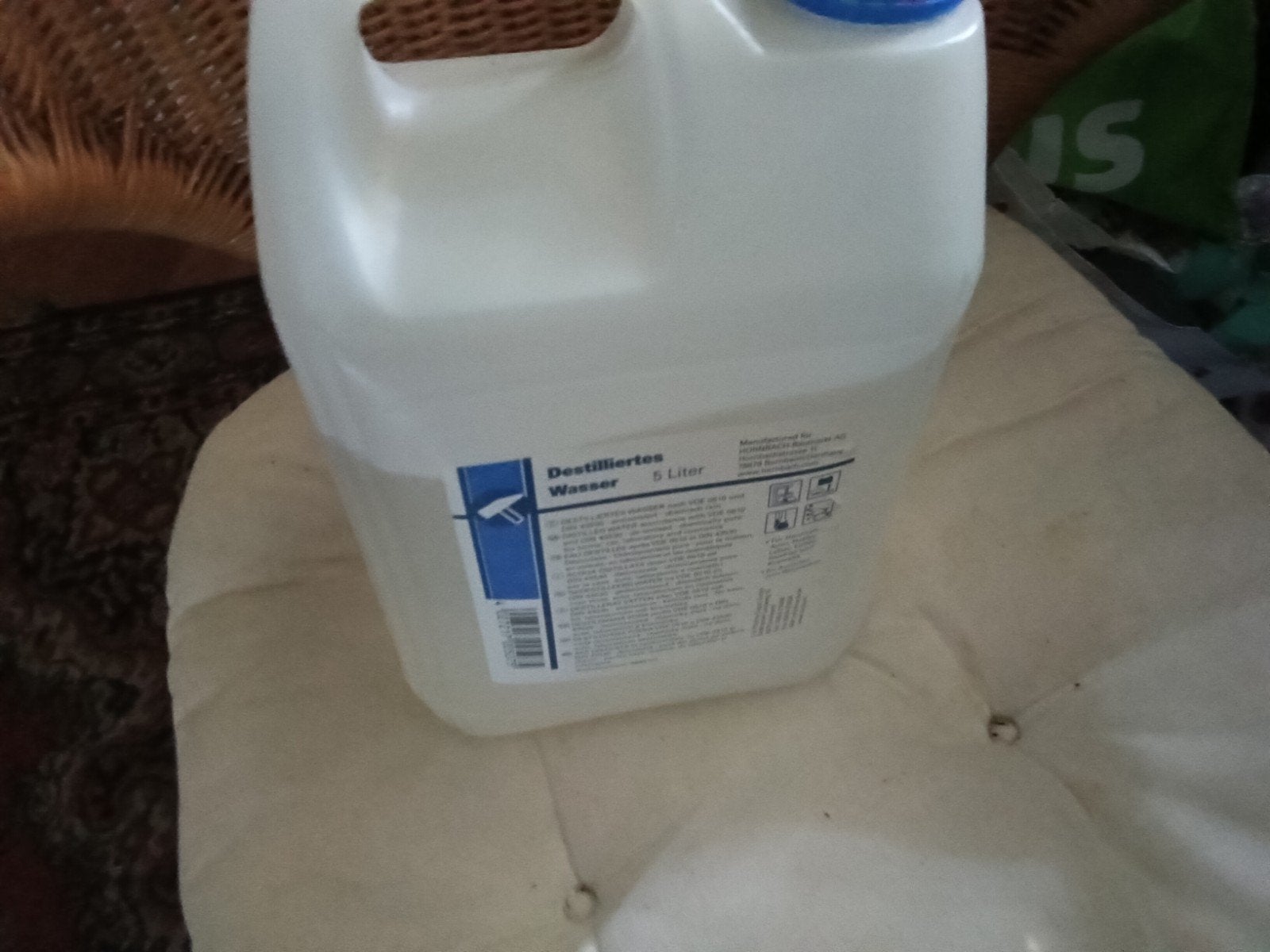 jerrycan met gedestilleerd water, Ophalen, Nieuw