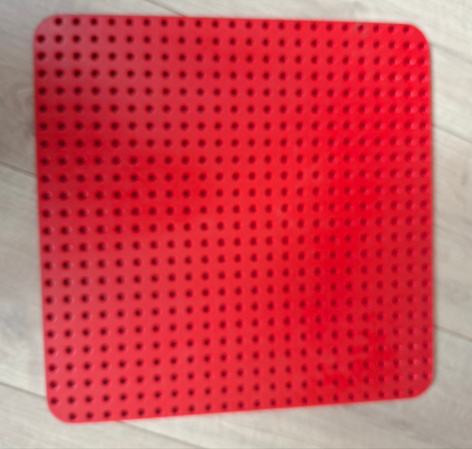 Rode LEGO Duplo bouwplaat - 38 x 38, Ophalen of Verzenden, Gebruikt, Grondplaat, Duplo