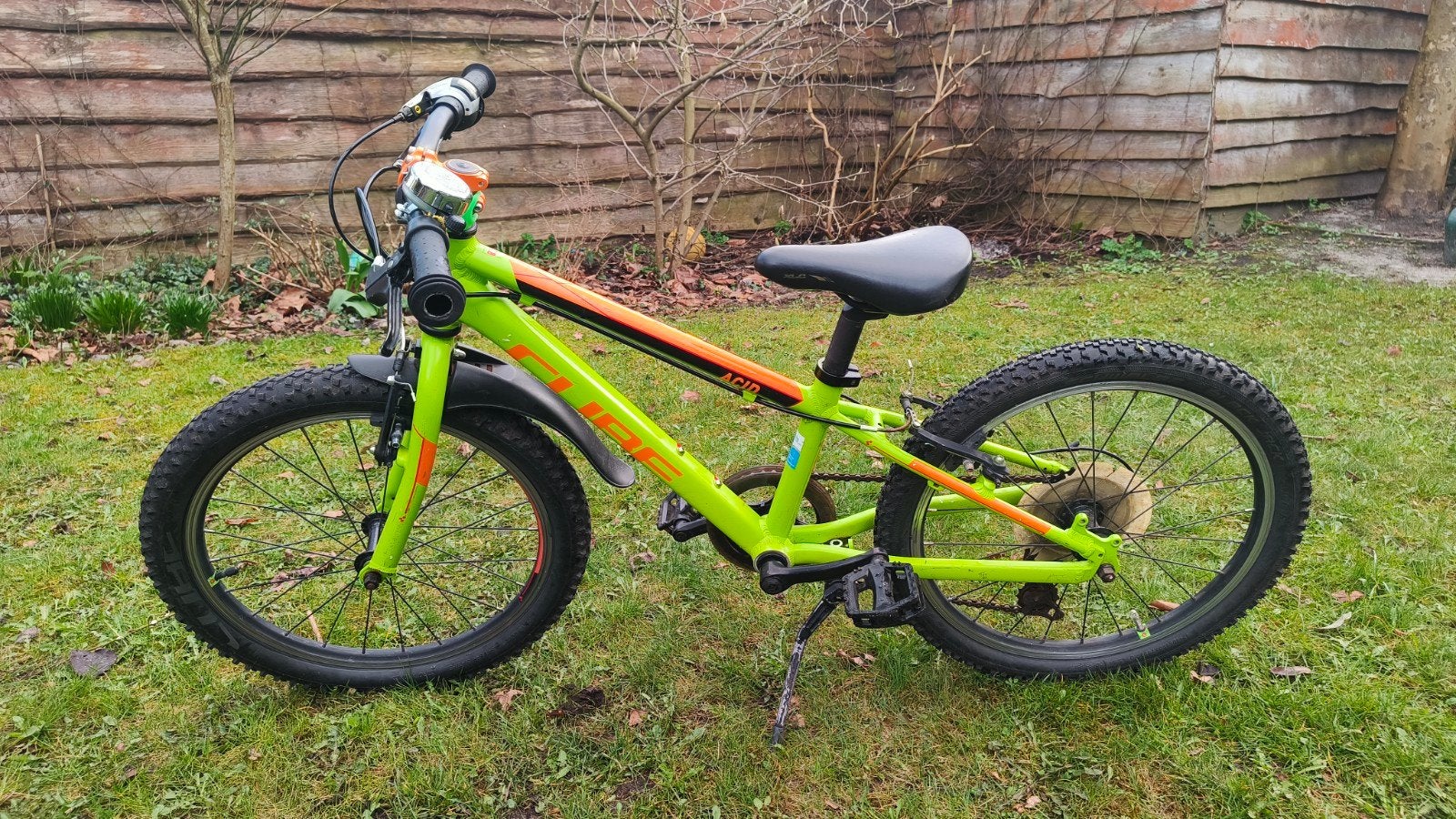 Kinderfiets Cube Acid 200, Fietsen en Brommers, 20 inch of meer, Gebruikt, Velgrem, Ophalen of Verzenden