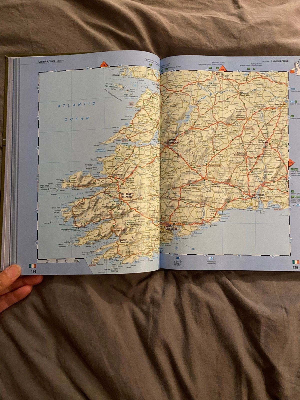 Het Grote ANWB Wegenboek Nederland & Europa, Boeken, Overige atlassen, 2000 tot heden, Ophalen of Verzenden, Zo goed als nieuw