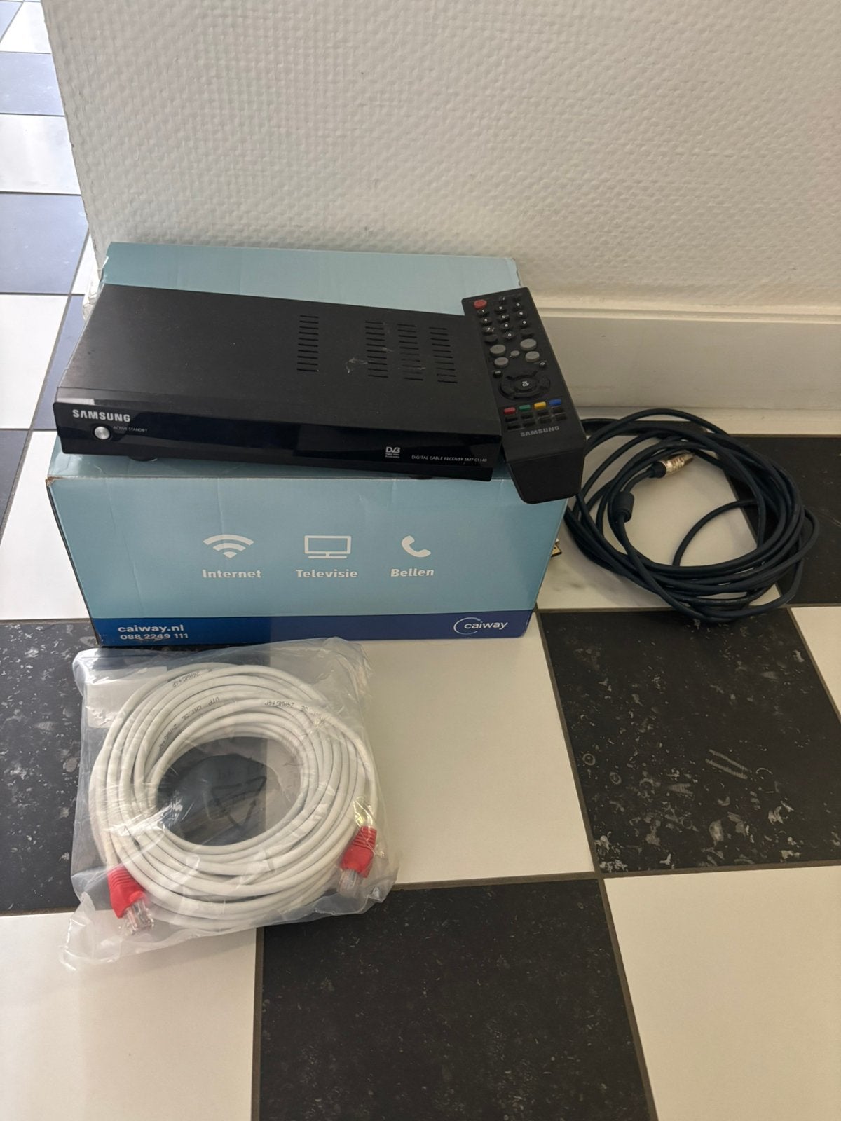 Samsung SMT-C1140 sigitale kabel ontvanger, Ophalen of Verzenden, Gebruikt, Samsung