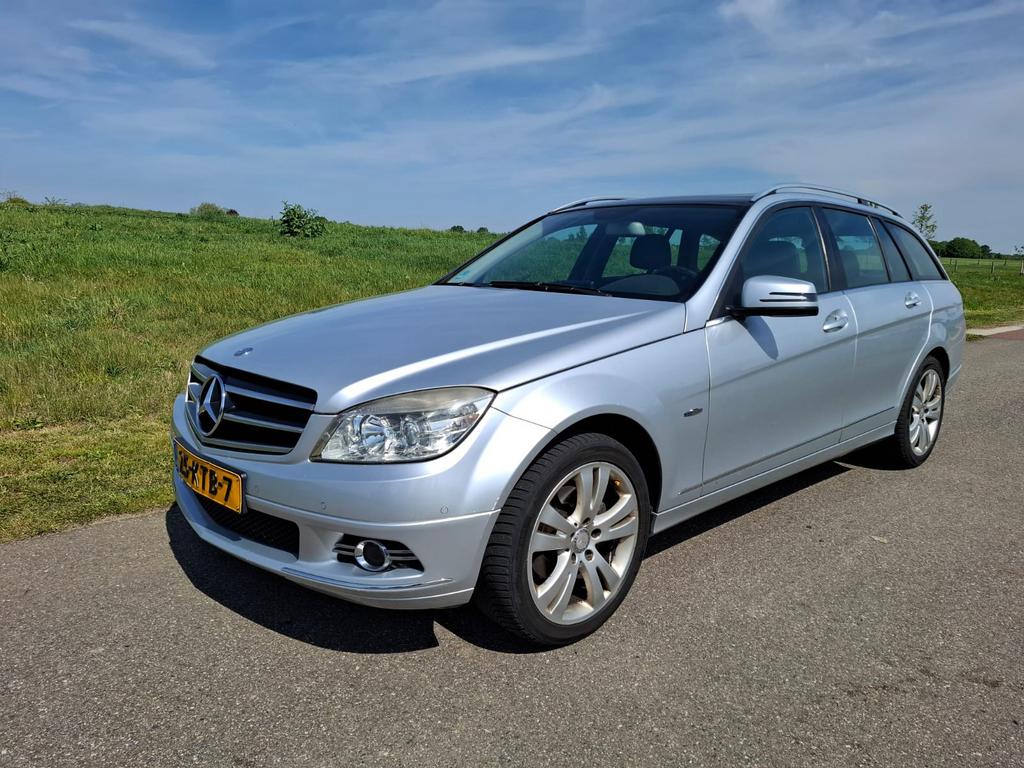 Mercedes-Benz c-klasse Estate-180K Avantgarde, Auto's, Mercedes-Benz, Automaat, Euro 5, 1800 kg, Zwart