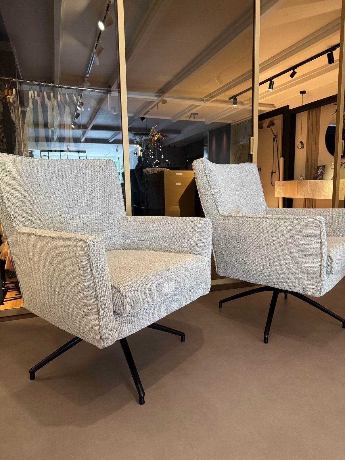 Set van 2 Comfortabele draaibare fauteuil - Stof - Grijs, Ophalen of Verzenden, Zo goed als nieuw, Stof, 75 tot 100 cm