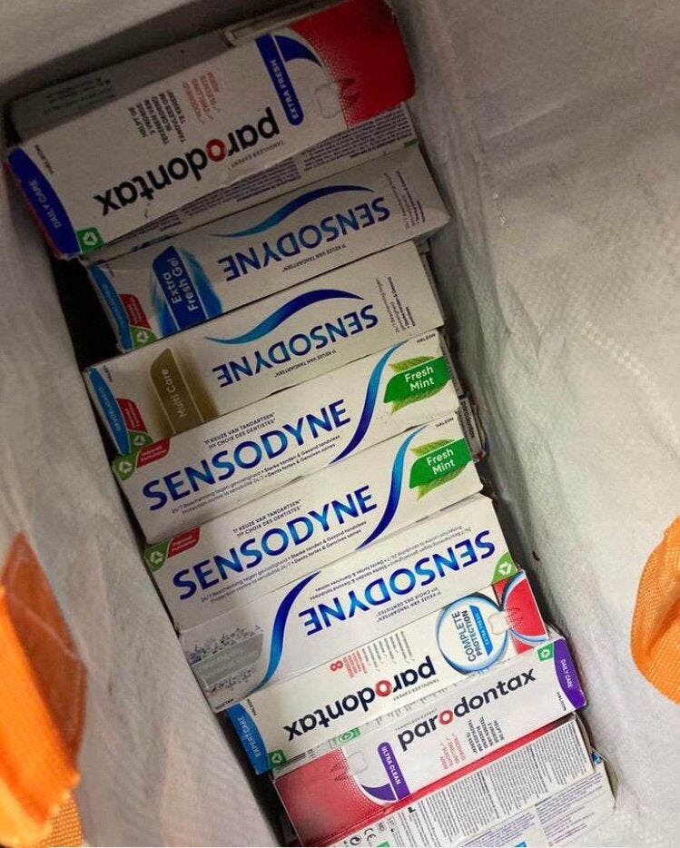 Partij 58 tandpasta nieuw parodontax sensodyne, Ophalen of Verzenden, Nieuw, Tandpasta