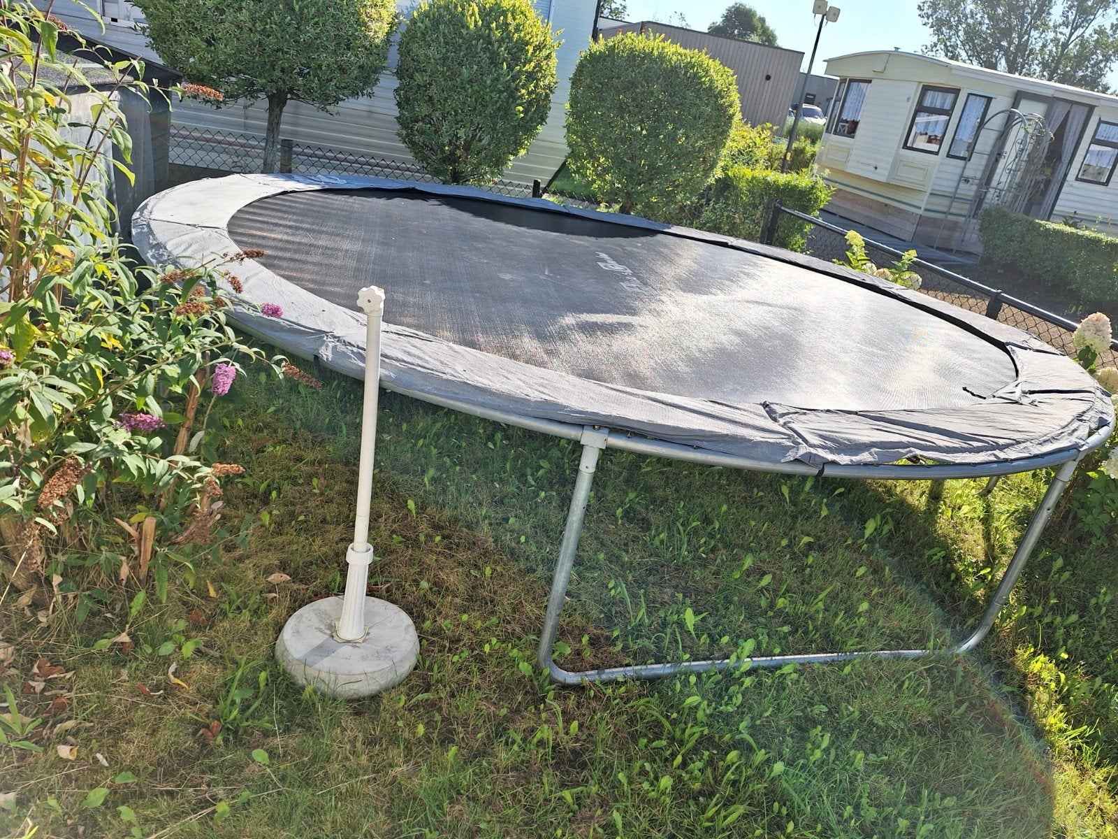 Foto 3 van trampoline groot