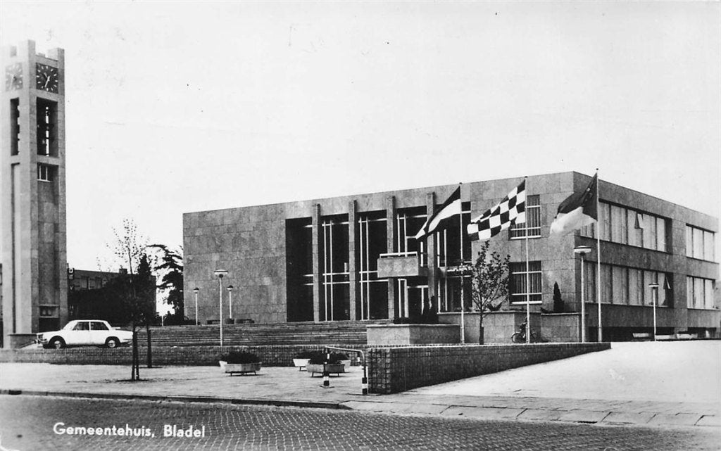 703-383-011 Bladel Gemeentehuis, Verzamelen, Ansichtkaarten | Nederland, Verzenden, Voor 1920, Noord-Brabant