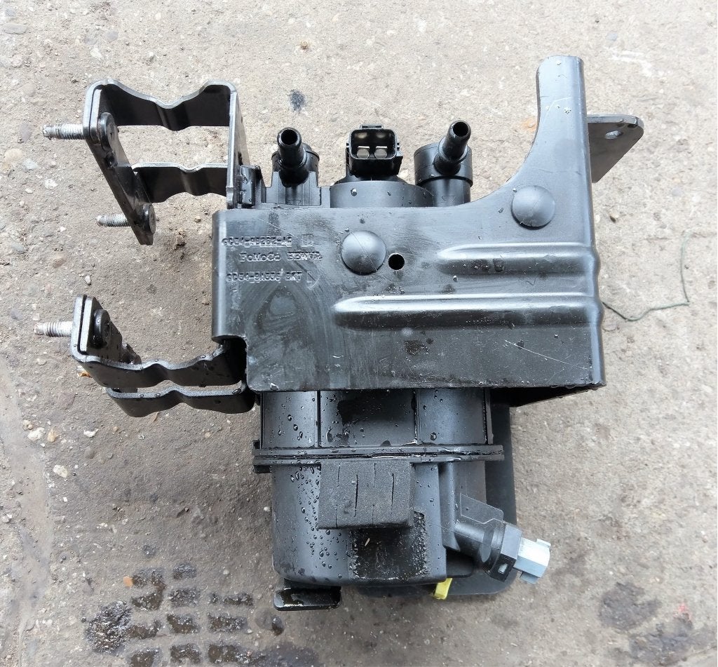 Ford F350 6.7ltr brandstofpomp 2015-2016, Gebruikt, Ford motor company, Ford USA, P.O. Box 6248, Dearborn, MI 48126