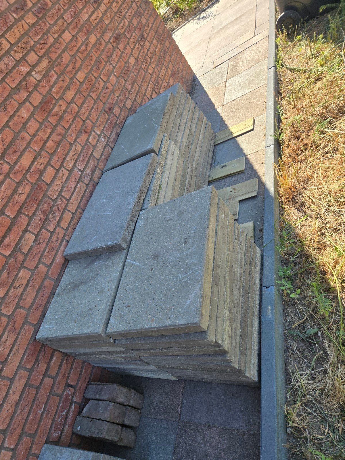 Gebruikte  betontegels GRATIS, Tuin en Terras, Ophalen, Gebruikt, 5 tot 10 m², Beton