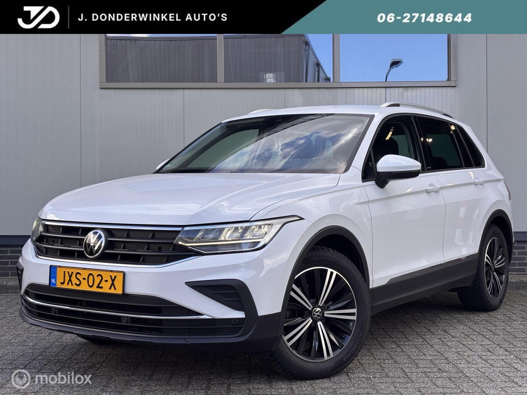 Volkswagen Tiguan 1.5 TSI Camera Trekhaak ACC Keyless LED, Voorwielaandrijving, Stof, 4 cilinders, Wit