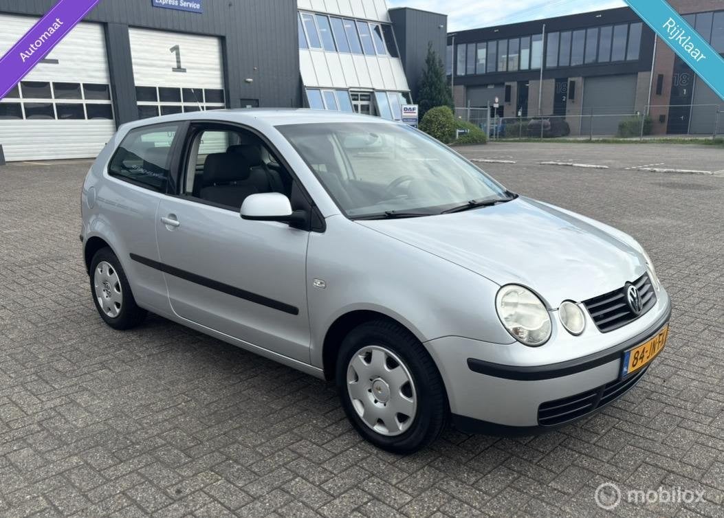 Volkswagen Polo 1.4-16V AUTOMAAT|NW Apk|Cruise|Trekhaak| | U, Auto's, Bedrijf, Euro 4, 500 kg, 1390 cc