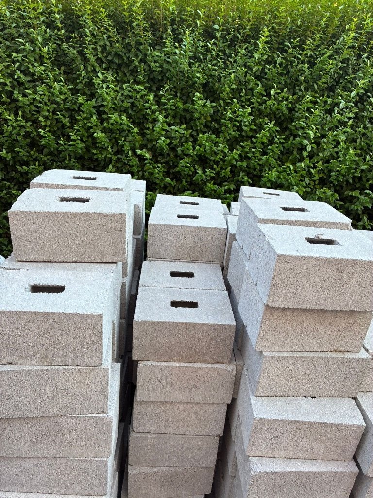 Betonblokken, Doe-het-zelf en Verbouw, Metselstenen, Ophalen, Bakstenen