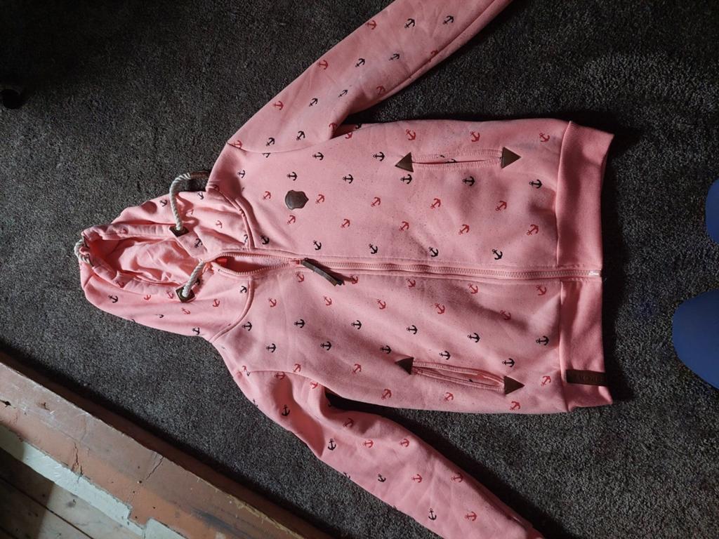 Vest, Ophalen, Gedragen