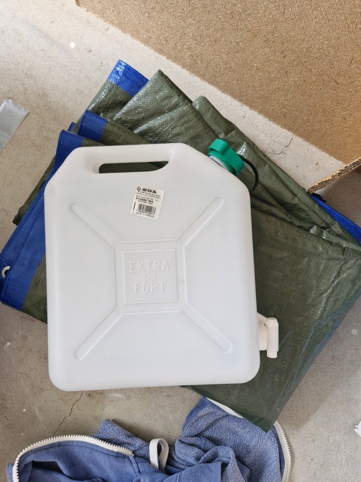 Jerrycan watertank 10 liter, Ophalen of Verzenden, Zo goed als nieuw