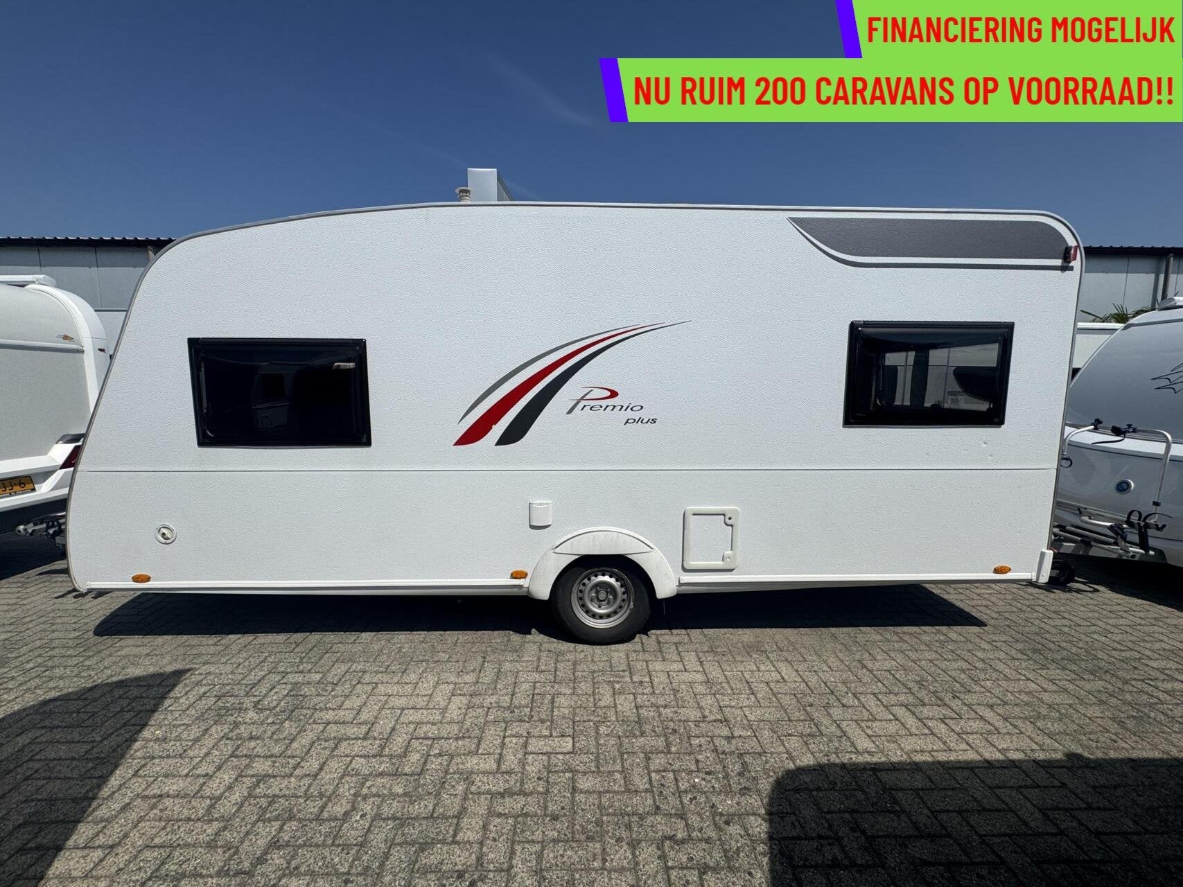 Buerstner PREMIO PLUS 510 TK, HEFBED, RONDZIT, STAPELBED, Rondzit, 7 tot 8 meter, Bedrijf, Bürstner
