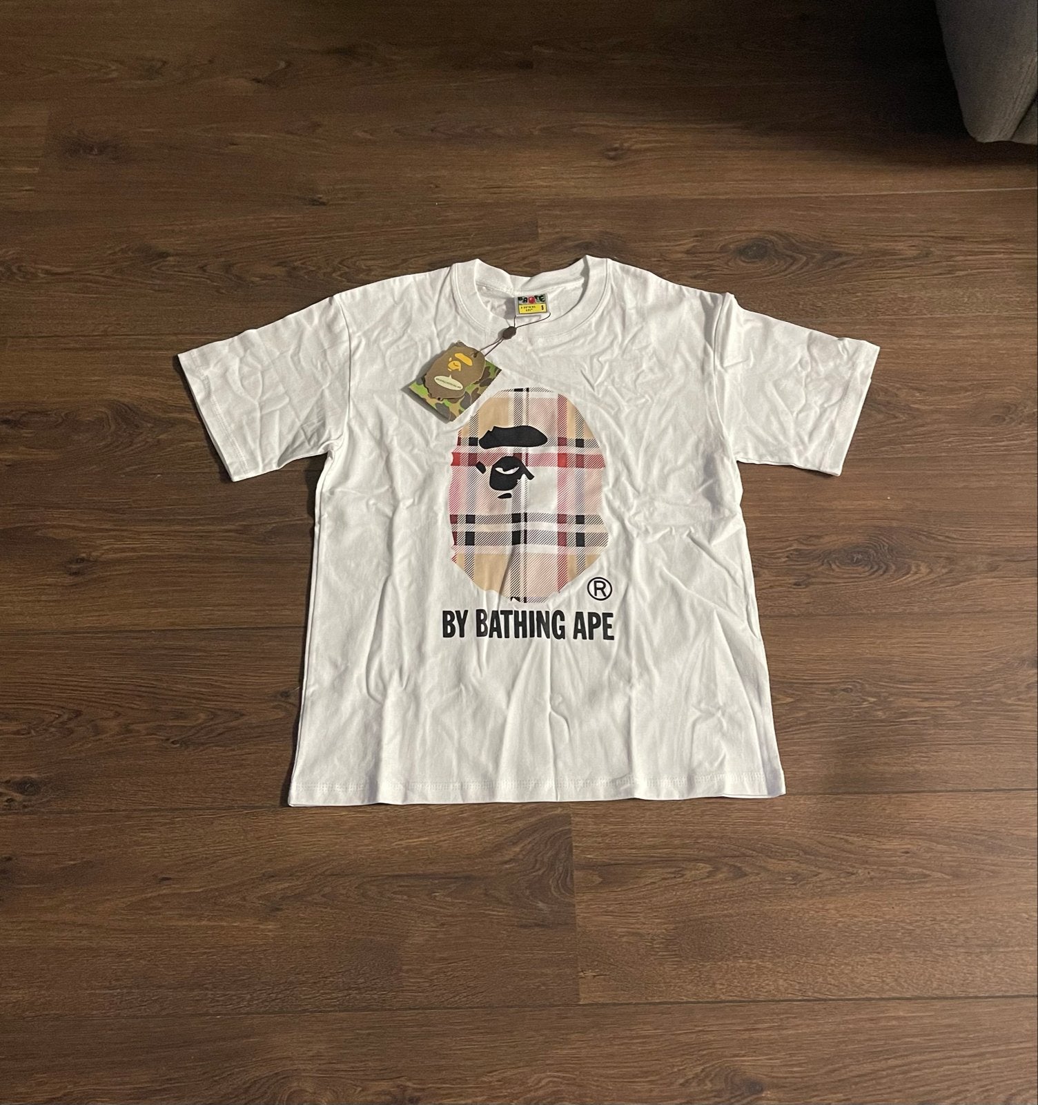 BAPE T-shirt met ruitpatroon en logo - Maat S, Kleding | Heren, Ophalen of Verzenden, Nieuw, Maat 46 (S) of kleiner, Wit