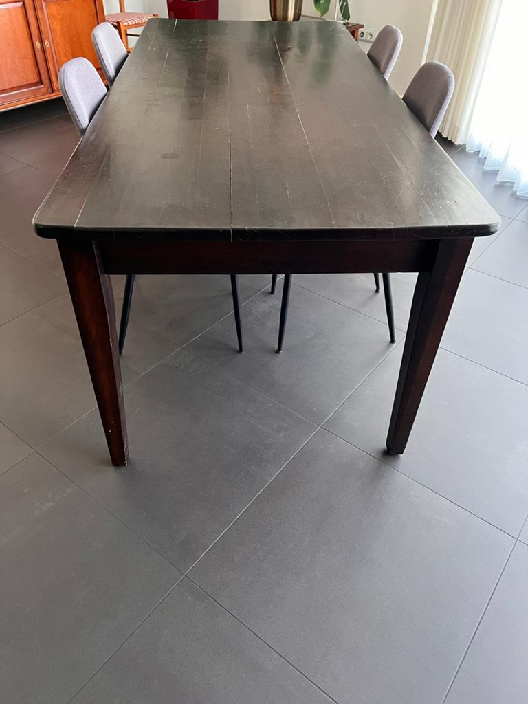 Robuuste houten eettafel met lades en 4 stoelen, Huis en Inrichting, Tafels | Eettafels, Ophalen, 50 tot 100 cm, Zo goed als nieuw