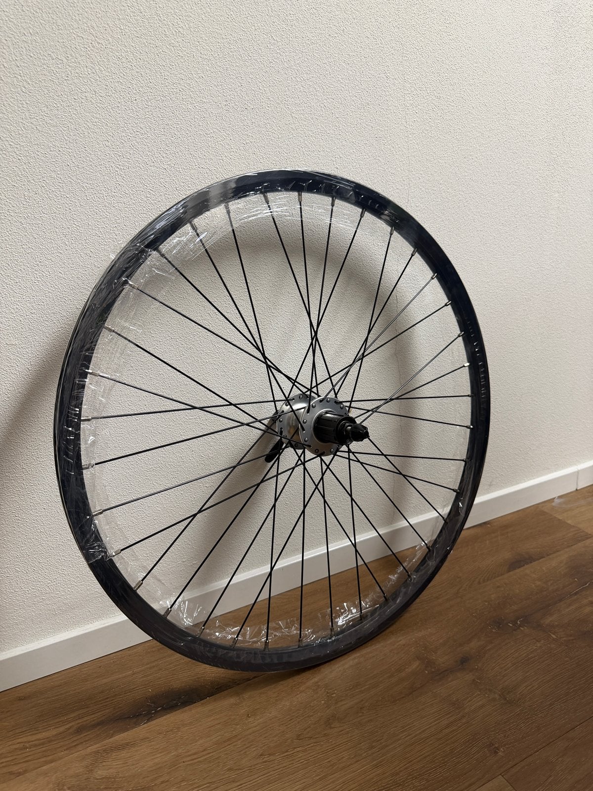 26 inch shimano nexave achterwiel schijfrem, Fietsen en Brommers, Fietsonderdelen, Wiel, Kinderfiets, Nieuw, Ophalen of Verzenden