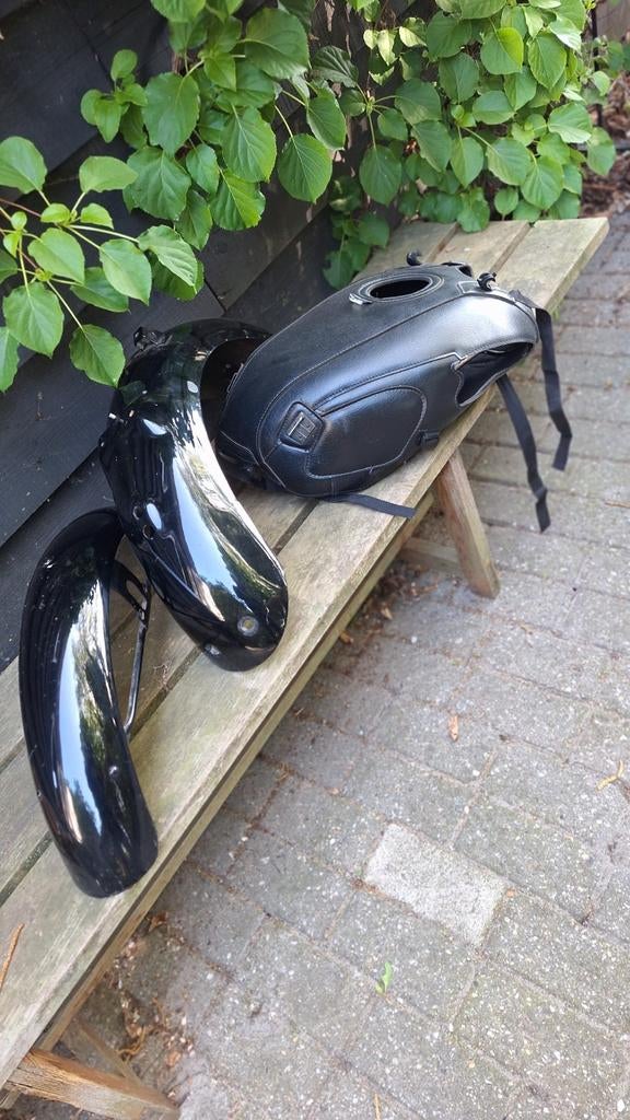 Tankcover en zwarte spatbordenset Kawasaki w650, Motoren, Ophalen, Gebruikt