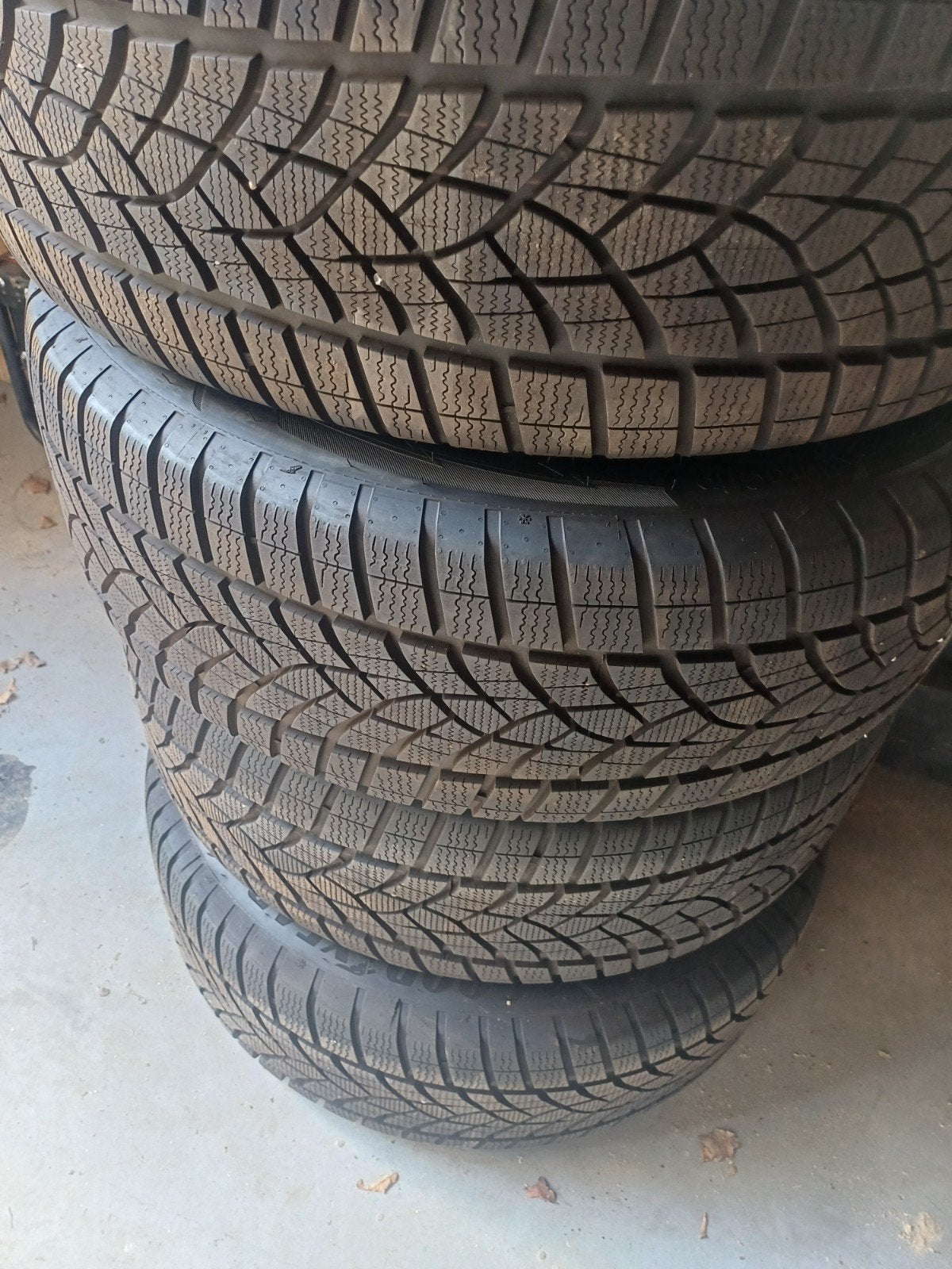 235/55 R19 Winterbanden zo goed als nieuw Volvo XC60, Auto-onderdelen, Banden en Velgen, 19 inch, Gebruikt, 235 mm, Band(en)