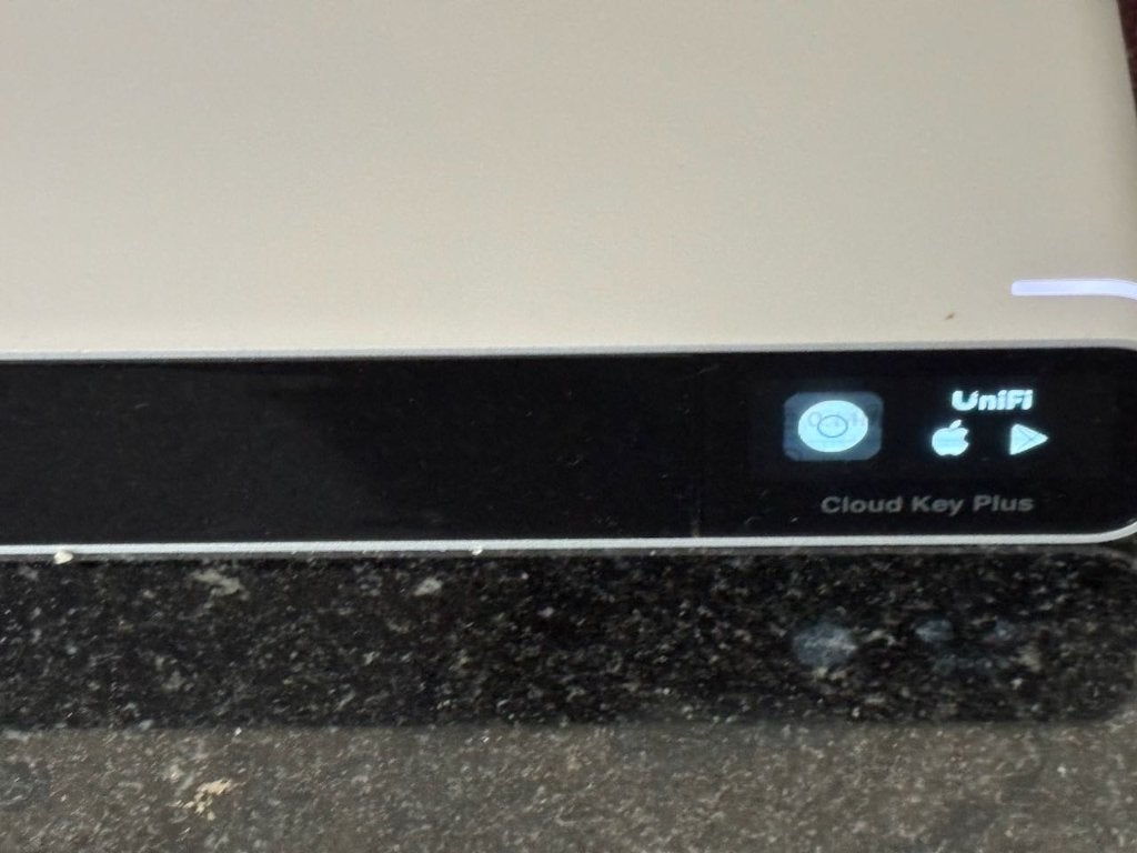 Ubiquiti UniFi Cloud Key Gen2 Plus (UCK-G2-PLUS), Verzenden, Zo goed als nieuw