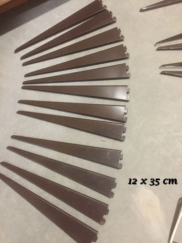 plankpilasters (muurbevestiging) met dragers, Ophalen, Gebruikt