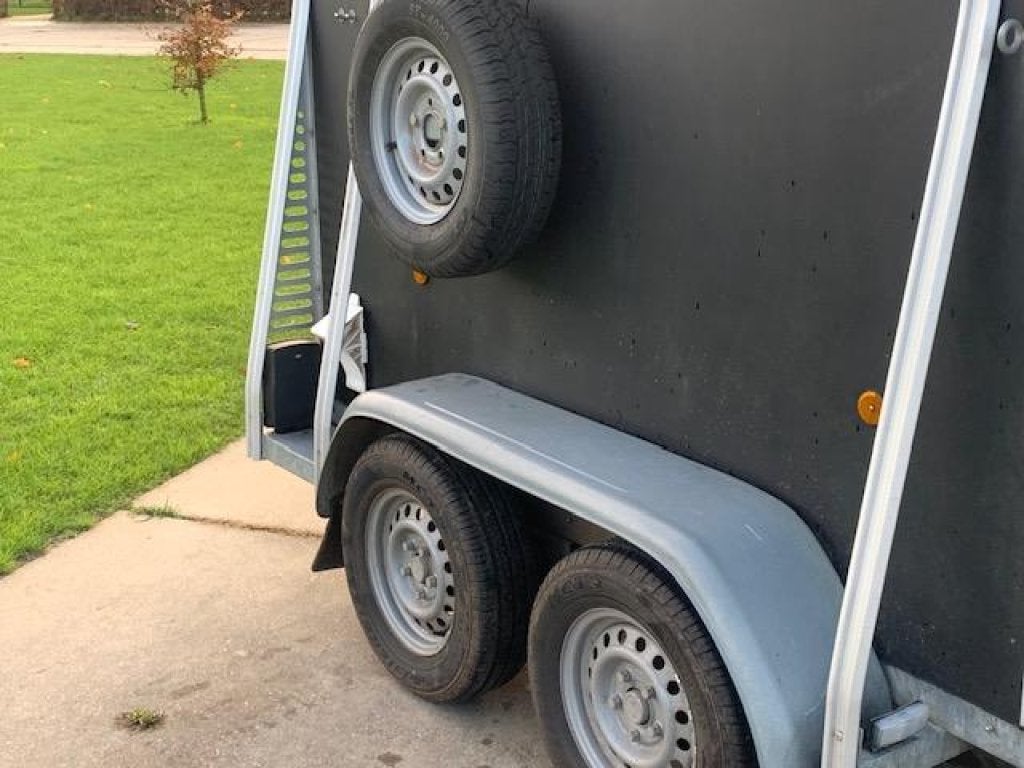 XX-Trail paardentrailer/aluminium bodem/zadelkamer/TOPSTAAT, Dieren en Toebehoren, Nieuw, Hout, 2-paards trailer