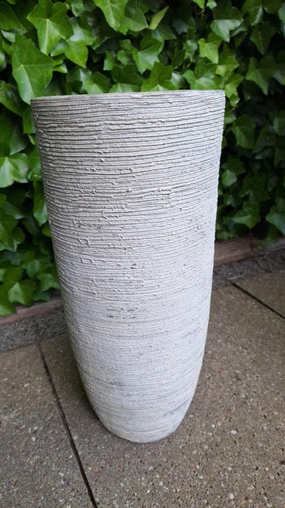 Grote grijze/zilver bloempot, 48 cm hoog, voor binnen/buiten, Ophalen, Gebruikt, Rond, Minder dan 25 cm