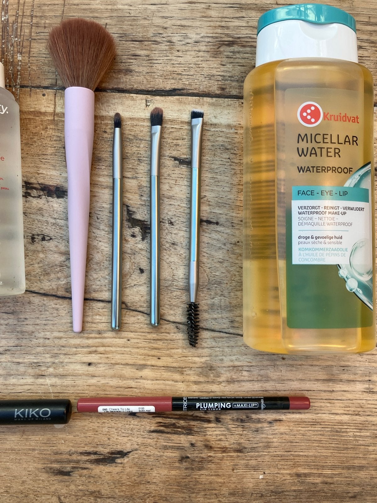 Foto 5 van Make-up en haarproducten - Eenmalig gebruikt voor bruiloft