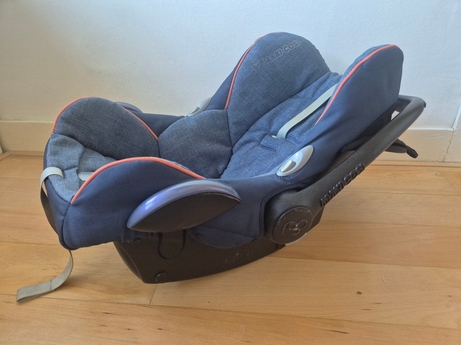 Maxi-Cosi autostoel met 2x EasyBase 2 en accessoires, Ophalen, 0 t/m 13 kg, Maxi-Cosi, Gebruikt