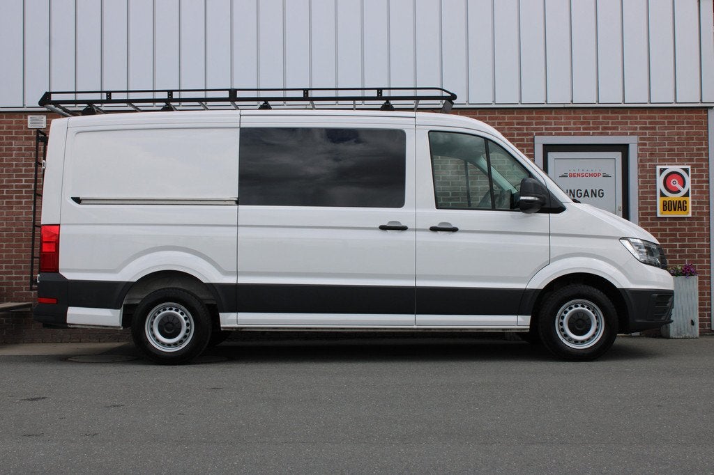 Volkswagen Crafter 2 35 2.0 TDI 140PK L3H2 DC |TREKHAAK|LED|, Voorwielaandrijving, Stof, Gebruikt, Zwart