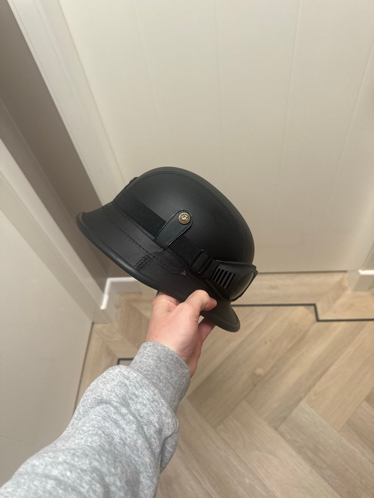 Zwarte Motorhelm met Bril - Nieuwstaat, Ophalen of Verzenden, Zo goed als nieuw, Medium