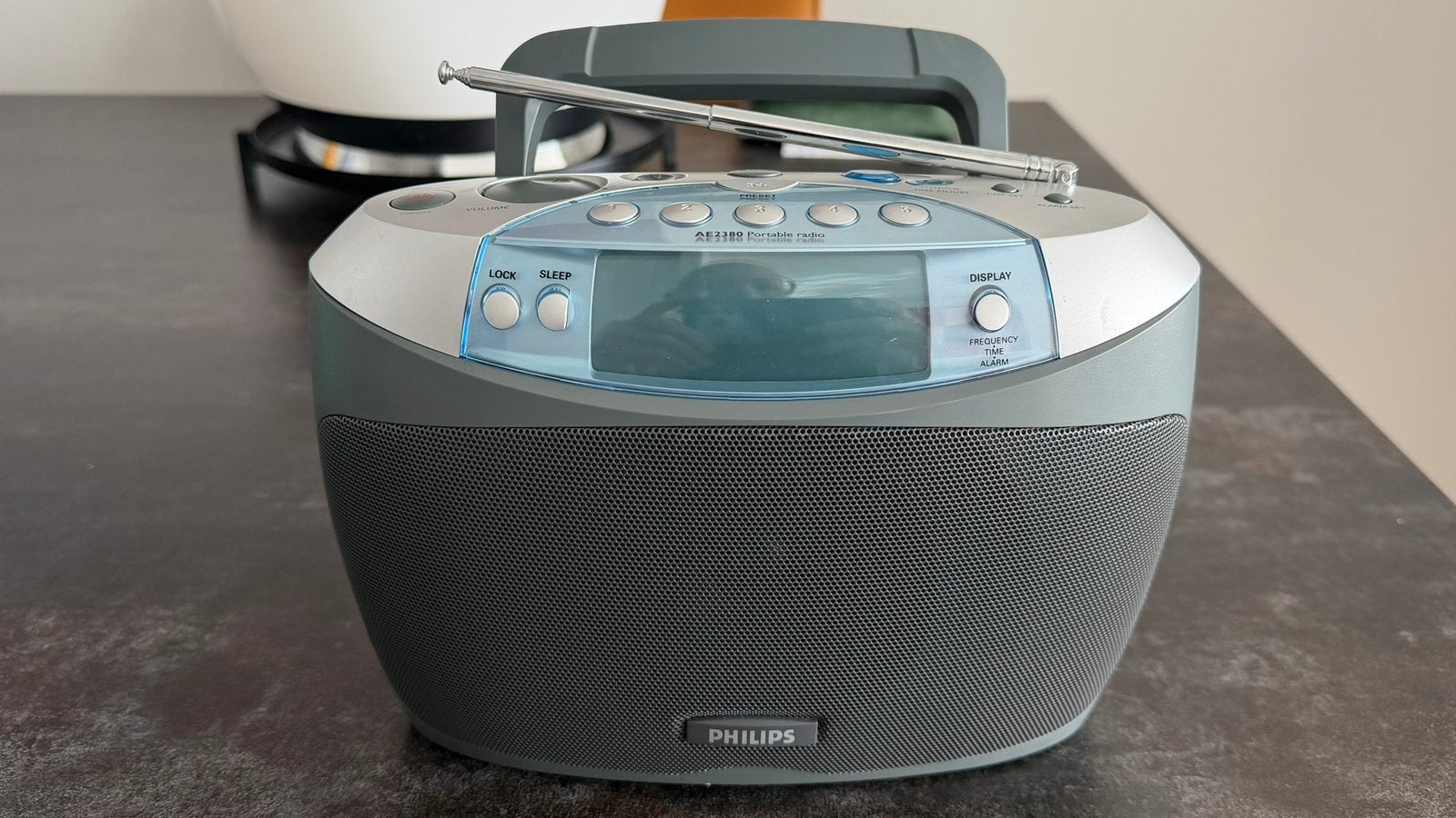 Philips AE2380 Draagbare Radio – Digitale Tuner met Wekker, Ophalen of Verzenden, Zo goed als nieuw