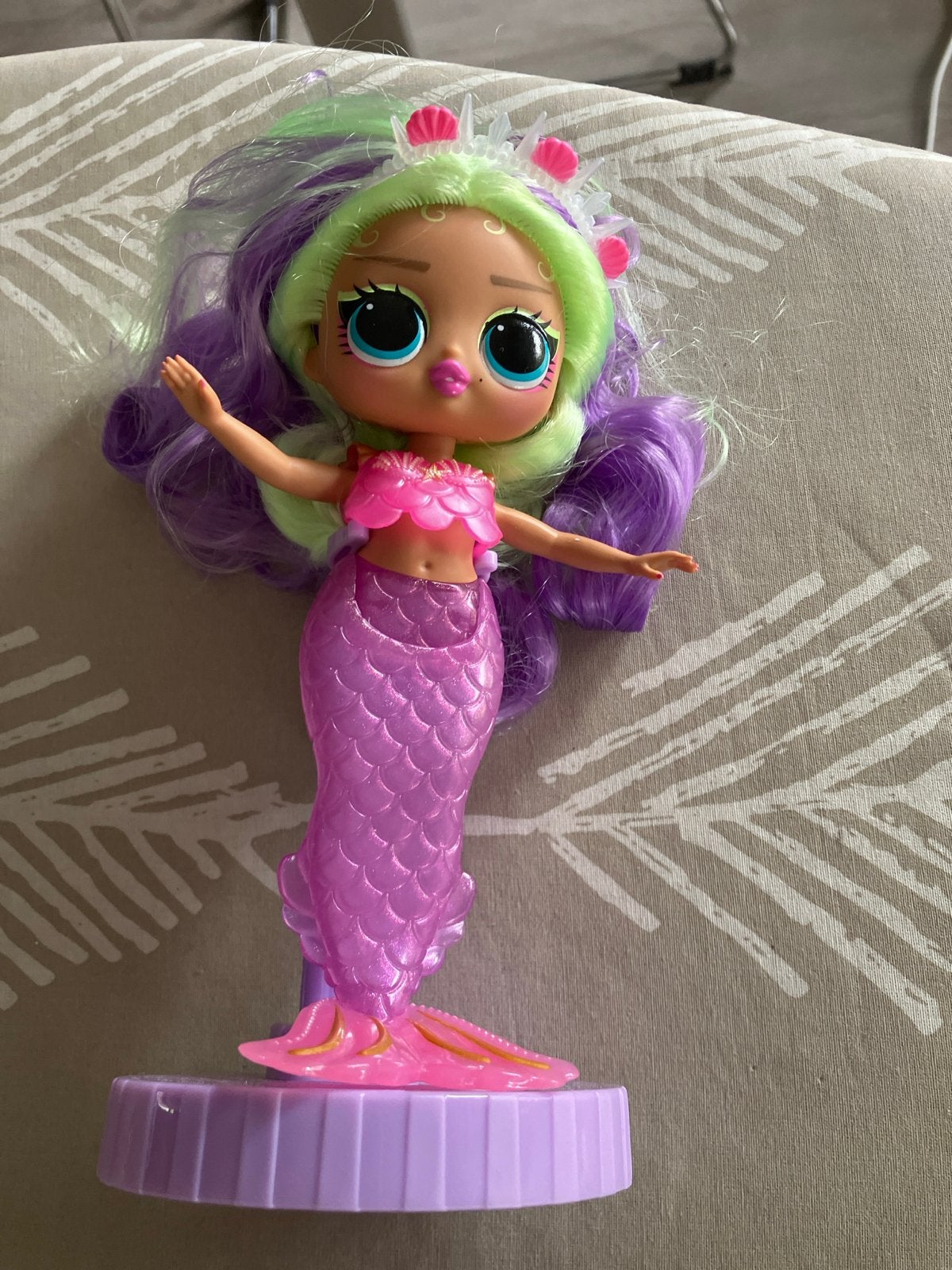LOL Surprise OMG Zeemeermin Pop met Kleurrijk Haar, Kinderen en Baby's, Speelgoed | Poppen, Ophalen of Verzenden, Zo goed als nieuw