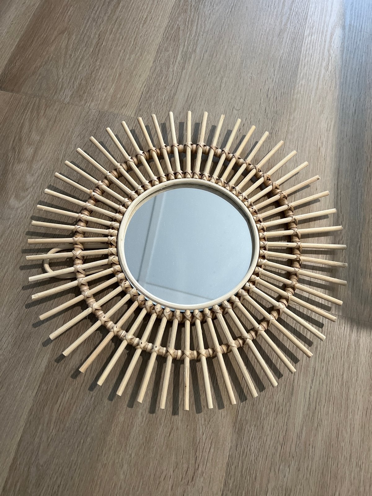 Rotan spiegel zon, wanddecoratie, Ophalen, Rond, Zo goed als nieuw, Minder dan 100 cm