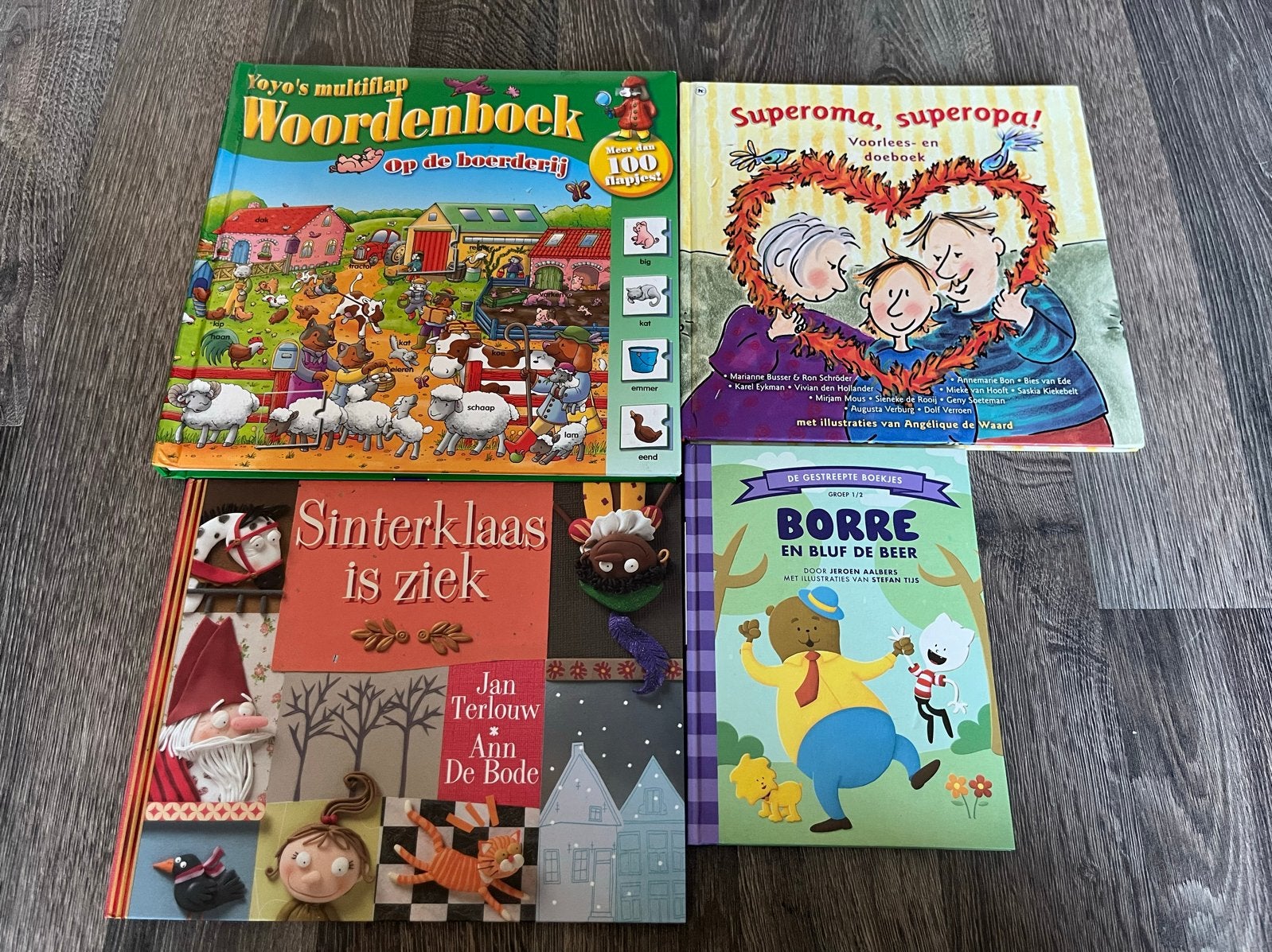 Kinderboekenpakket: Superoma, Borre, Woordenboek, Sinterklaa, Ophalen of Verzenden, Gelezen, Fictie algemeen