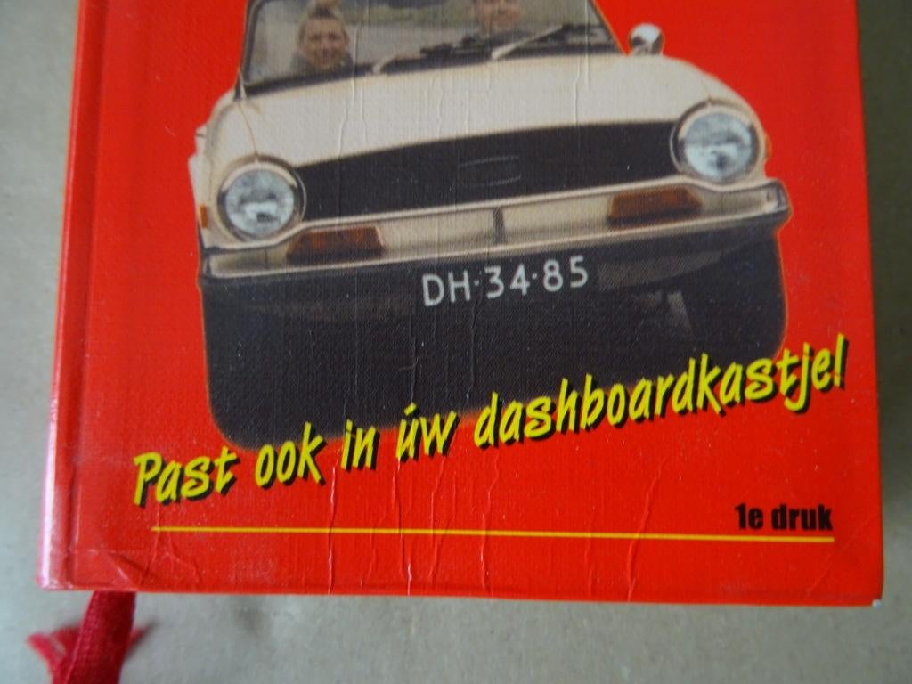 Autoatlas Falk Compacte Autoatlas Falk Europa 1e druk 2001, Overige typen, Zo goed als nieuw, 1800 tot 2000, Falk