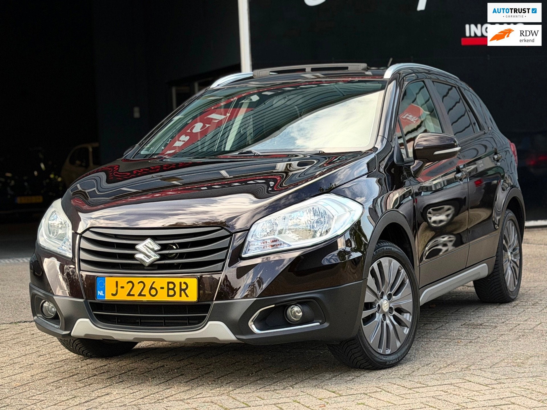 Suzuki SX4 S-Cross 1.6 Exclusive AUTOMAAT KEYLESS ENTRY-GO/P, Auto's, Dealer onderhouden, Gebruikt, Euro 6, 4 cilinders
