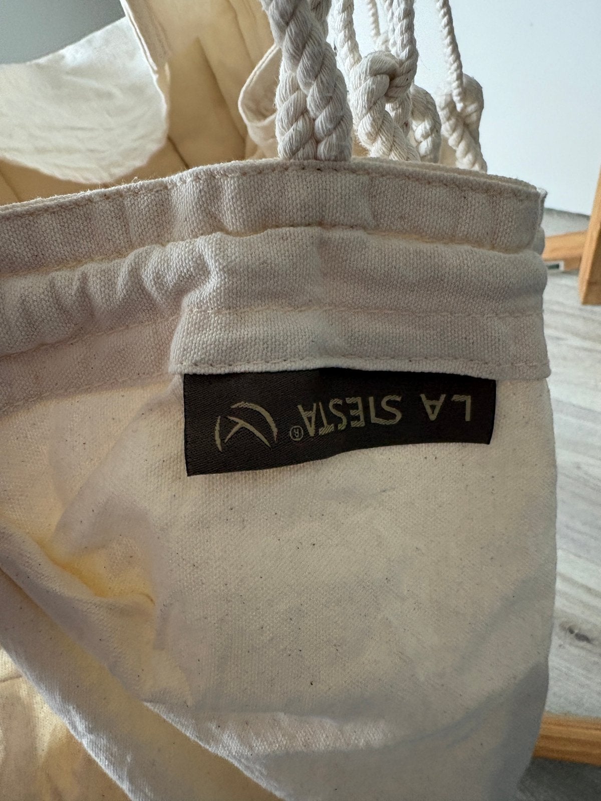 La Siesta hangstoel met standaard voor baby's, Ophalen, Zo goed als nieuw