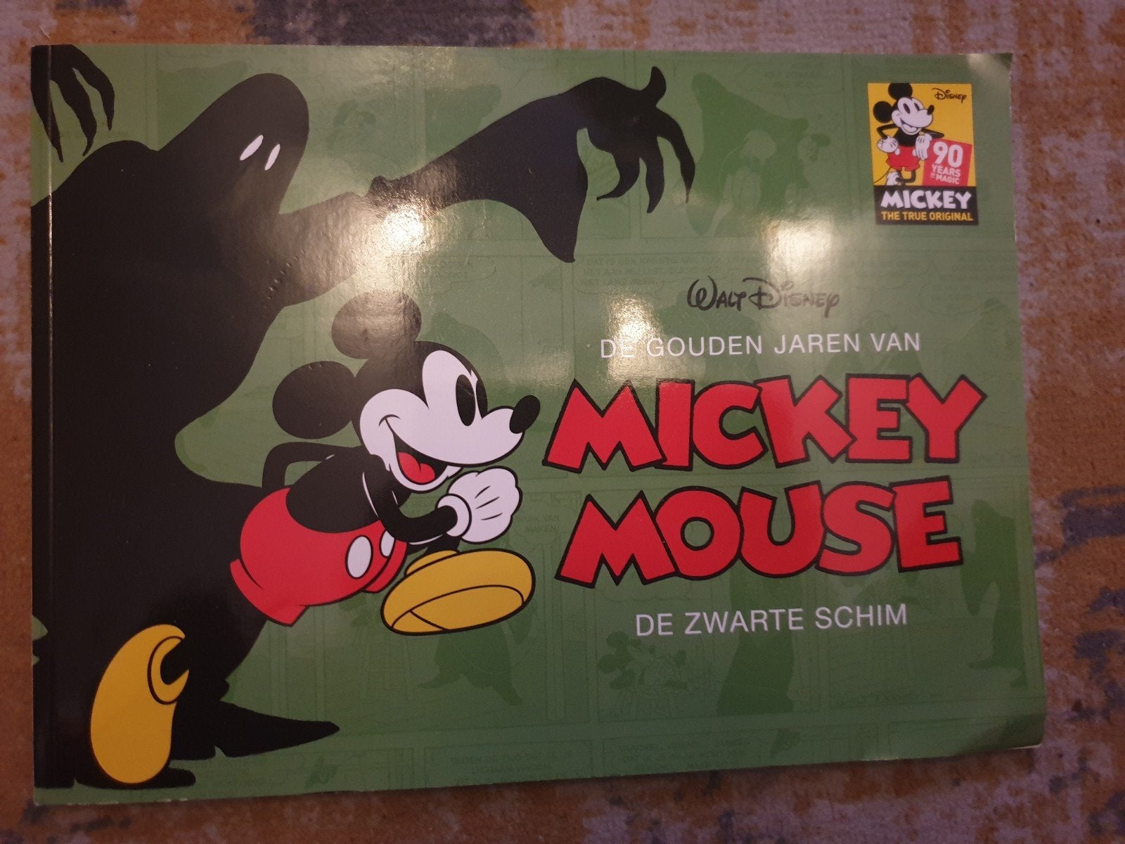 Mickey Mouse: De Zwarte Schim - De Gouden Jaren van Disney, Eén stripboek, Ophalen of Verzenden, Zo goed als nieuw, Walt Disney