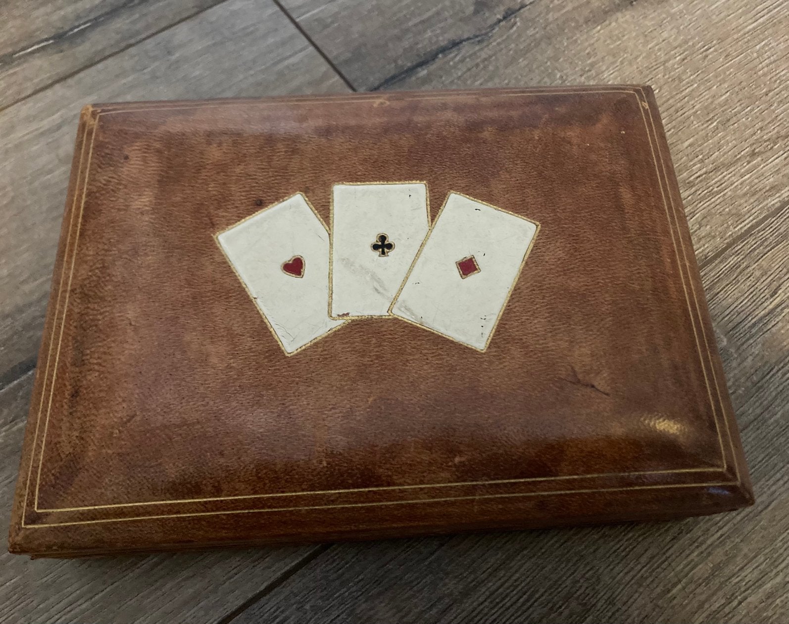 Houten kaartenbakje plus speelkaarten, Ophalen of Verzenden, Zo goed als nieuw, Speelkaart(en)